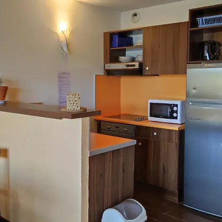 Duplex 6 Pers. Dans Avec Piscine Et Sauna A - Fr-1-165b-8 Apartment